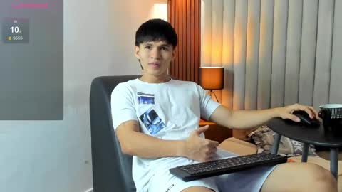 Snapshot of ryo_kush chatting on 11/16/25, 03:56 Ryo Kush online show from 11/16/25, 03:56