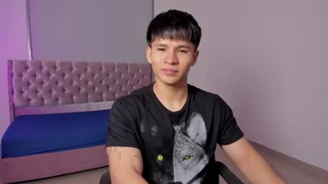 Snapshot of ryo_kush0 chatting on 08/06/26, 12:51 ryo_kush0 online show from 08/06/26, 12:51