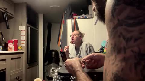 Snapshot of rytracey2024 chatting on 12/18/24, 10:02 RyTracey2024 online show from 12/18/24, 10:02