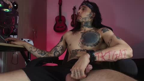 leopmonk help me reach 100 thumbs up online show from 03/27/26, 02:17