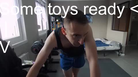 Snapshot of ryukukamifr chatting on 03/23/26, 08:18 Ryuk FR online show from 03/23/26, 08:18