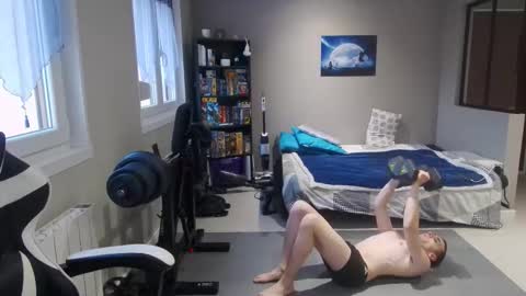 Snapshot of ryukukamifr chatting on 03/31/26, 05:35 Ryuk FR online show from 03/31/26, 05:35