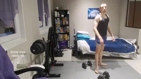 Snapshot of ryukukamifr chatting on 04/07/26, 06:30 Ryuk FR online show from 04/07/26, 06:30