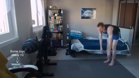 Snapshot of ryukukamifr chatting on 04/08/26, 05:13 Ryuk FR online show from 04/08/26, 05:13