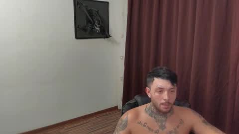 Snapshot of s1nmaster chatting on 11/24/25, 09:14 s1nmaster online show from 11/24/25, 09:14