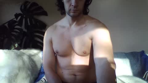 s43_ online show from 12/03/25, 11:41