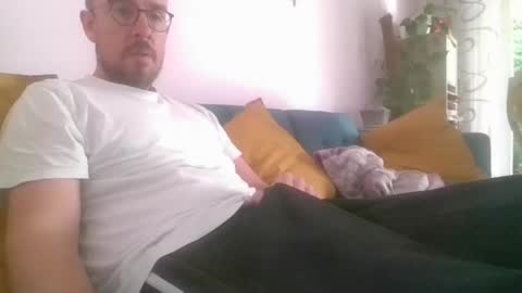 s_i_q online show from 09/21/25, 08:49