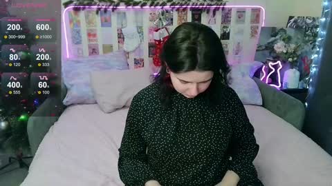 Snapshot of s_katekisa_ss chatting on 12/14/24, 12:22 Kate online show from 12/14/24, 12:22