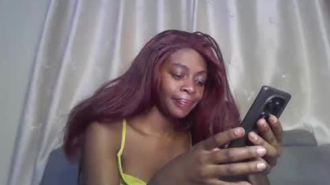 Snapshot of s_weetally chatting on 04/07/26, 11:48 Ally online show from 04/07/26, 11:48