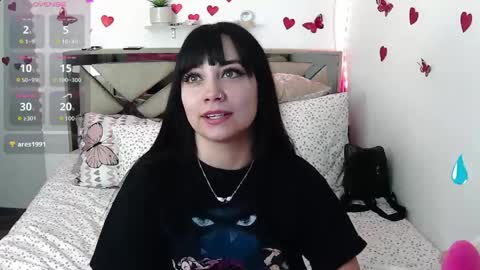 Snapshot of saabrina__ chatting on 04/29/26, 05:30 Bri online show from 04/29/26, 05:30