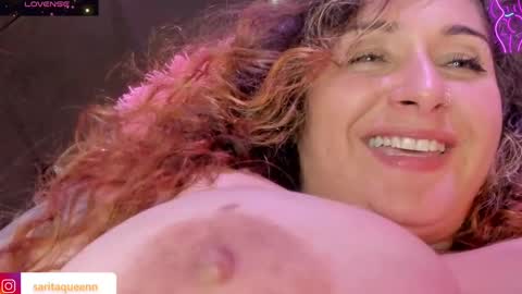 Snapshot of saara__queen chatting on 12/17/24, 06:35 saara__queen online show from 12/17/24, 06:35