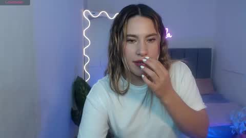 saaya_tay online show from 03/08/25, 03:17