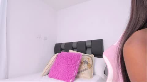 Snapshot of sababrown chatting on 12/16/24, 04:38 SabaBrown online show from 12/16/24, 04:38