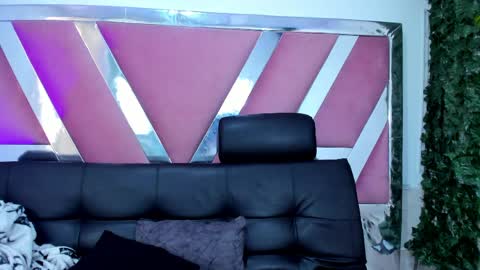 Snapshot of sabinamerchetti_ chatting on 03/27/26, 12:49 Sabina Merchetti online show from 03/27/26, 12:49