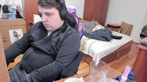 1141323  my Lord Mister Max   moms treasure online show from 01/02/25, 07:44