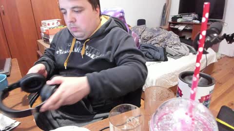 1141323  my Lord Mister Max   moms treasure online show from 01/10/25, 07:14