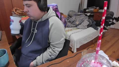 1141323  my Lord Mister Max   moms treasure online show from 01/19/25, 06:42