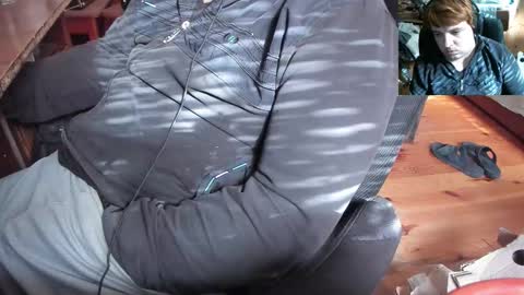 1141323  my Lord Mister Max   moms treasure online show from 09/19/25, 07:54