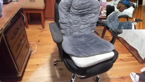 1141323  my Lord Mister Max   moms treasure online show from 02/27/26, 06:41