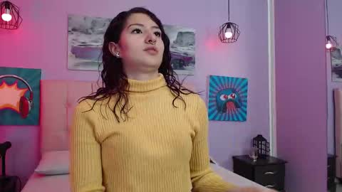 Snapshot of sabriinaa_fox chatting on 09/16/25, 01:01 sabriinaa fox online show from 09/16/25, 01:01