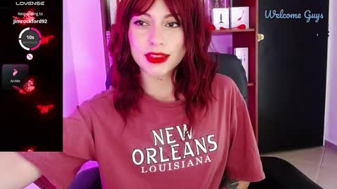 Sabrina online show from 09/18/25, 12:23