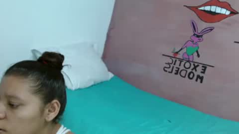 Snapshot of sabrina_81 chatting on 04/12/26, 01:32 sabrina_81 online show from 04/12/26, 01:32