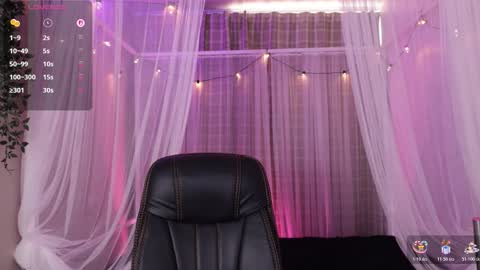 Snapshot of sabrina_bloom_ chatting on 03/07/26, 12:57 sabri online show from 03/07/26, 12:57