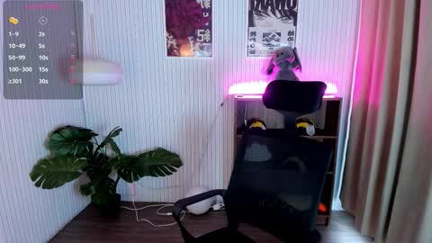 Snapshot of sabrina_bloom_ chatting on 03/16/26, 01:59 sabri online show from 03/16/26, 01:59