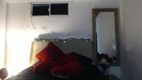 Snapshot of sabrina_brunette chatting on 06/01/26, 02:57 sabrina online show from 06/01/26, 02:57