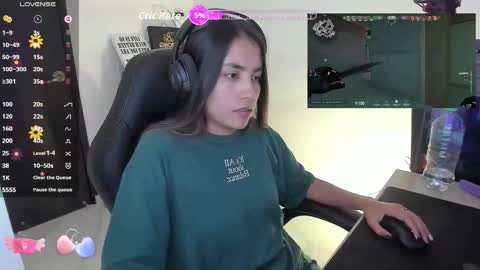 Angie  online show from 10/10/25, 08:41