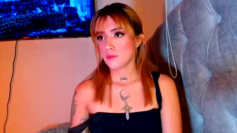 Snapshot of sabrina_cole chatting on 09/25/25, 03:21 . Sabrina Cole . online show from 09/25/25, 03:21