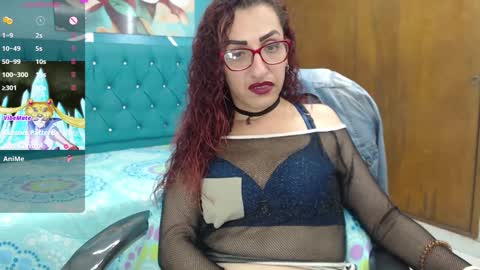 Snapshot of sabrina_dupont chatting on 01/05/25, 01:15 SABRINA online show from 01/05/25, 01:15
