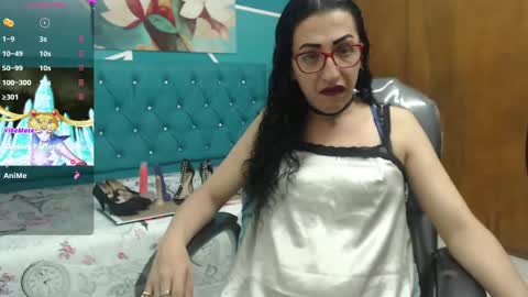 Snapshot of sabrina_dupont chatting on 09/26/25, 01:04 SABRINA online show from 09/26/25, 01:04