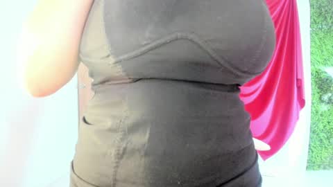 Snapshot of sabrina_geek chatting on 03/05/26, 01:12 sabrina_geek online show from 03/05/26, 01:12