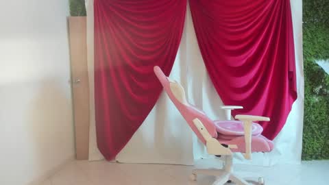 Snapshot of sabrina_geek chatting on 03/06/26, 02:30 sabrina_geek online show from 03/06/26, 02:30