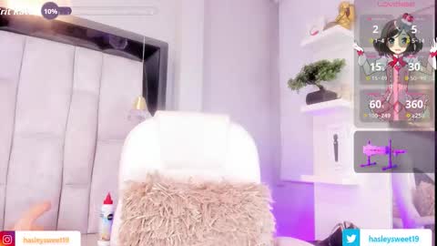 Snapshot of sabrina_keller19 chatting on 02/04/26, 10:58 Hasley online show from 02/04/26, 10:58