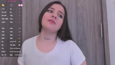 Snapshot of sabrina_lennox chatting on 03/22/26, 01:42 Sabrina Maria online show from 03/22/26, 01:42