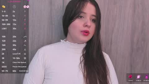 Snapshot of sabrina_lennox chatting on 04/27/26, 02:20 Sabrina Maria online show from 04/27/26, 02:20