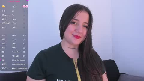 Snapshot of sabrina_lennox chatting on 06/11/26, 12:32 Sabrina Maria online show from 06/11/26, 12:32