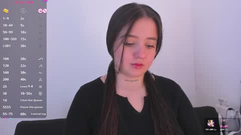 Snapshot of sabrina_lennox chatting on 07/10/26, 07:05 Sabrina Maria online show from 07/10/26, 07:05
