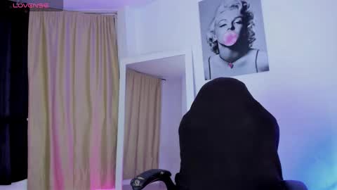 sabrina_lopez1 online show from 09/28/25, 02:06