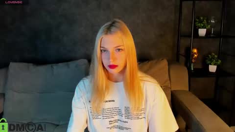 sabrina_moun online show from 10/18/25, 09:21