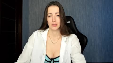 Snapshot of sabrina_mur chatting on 12/21/25, 07:37 sabrina_mur online show from 12/21/25, 07:37