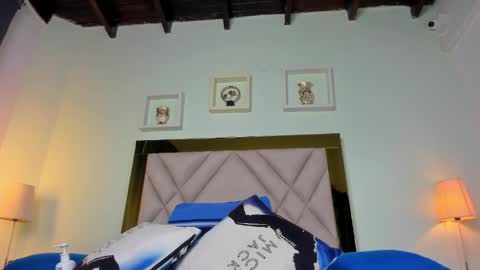 Snapshot of sabrina_xoxos chatting on 05/25/26, 12:11 Valery 3 online show from 05/25/26, 12:11