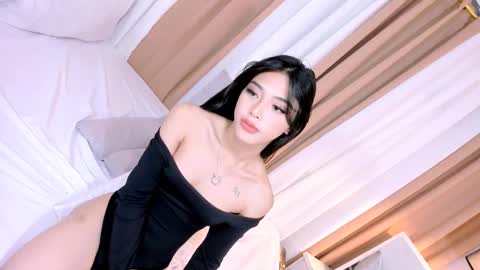 urHOT SABBY online show from 02/22/25, 03:45