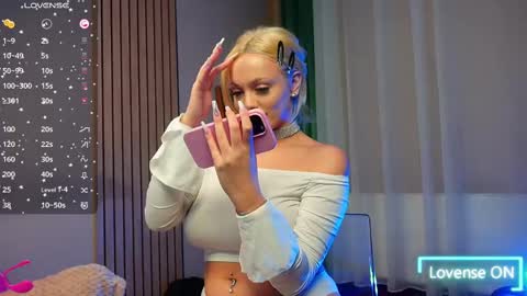 SabrinaJade online show from 03/05/25, 10:55