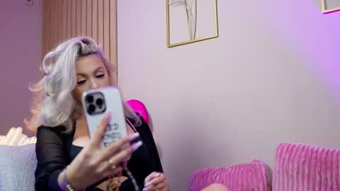 SabrinaJade online show from 10/21/25, 04:46