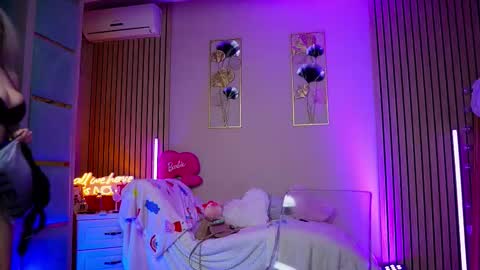 SabrinaJade online show from 02/08/26, 06:06