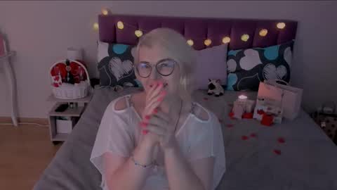 Sabrina MacMarren online show from 02/14/25, 02:33