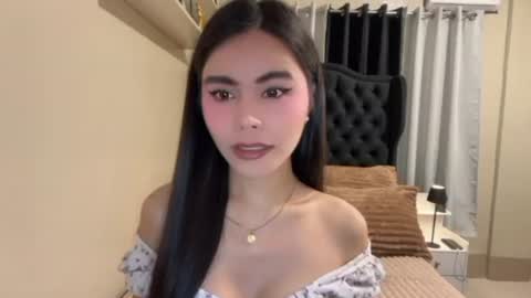 Snapshot of sabrinamadonna54 chatting on 06/29/26, 02:17 sabrinamadonna54 online show from 06/29/26, 02:17
